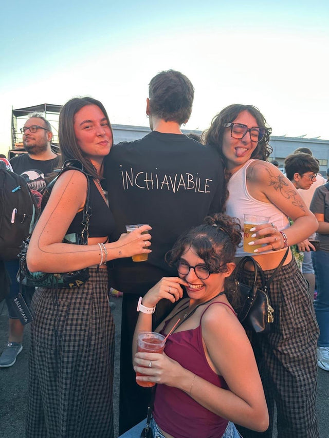 Unchiavable Tee